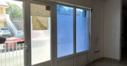 À louer un beau local professionnel de 200 m² situé à Terre-Sainte