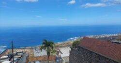 A louer un bel appartement meublé offrant vue sur mer à Saint Leu