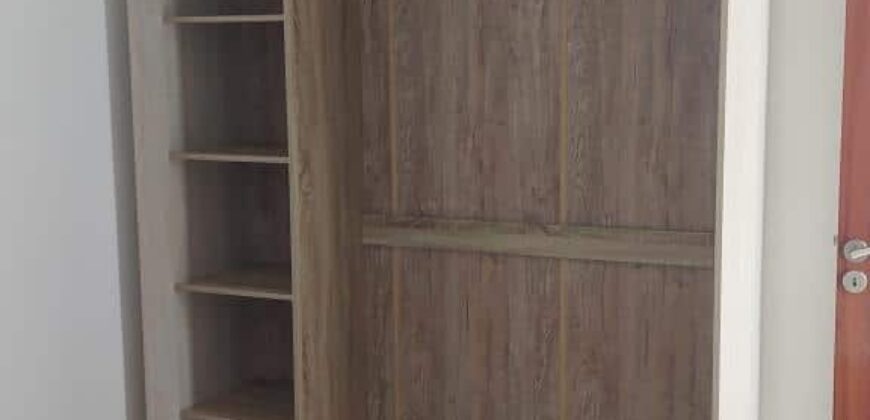 A louer un bel appartement meublé offrant vue sur mer à Saint Leu