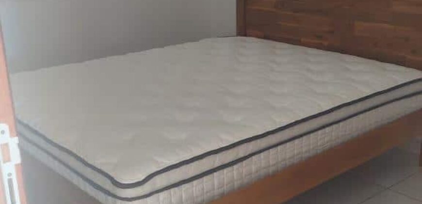 A louer un bel appartement meublé offrant vue sur mer à Saint Leu