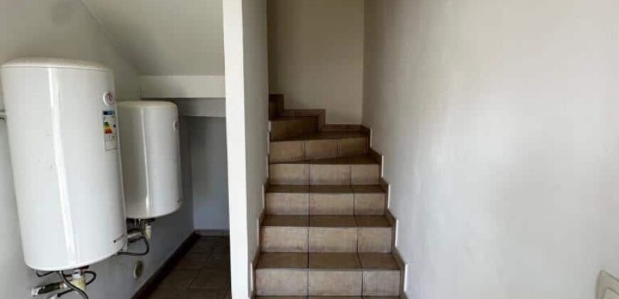 À louer – Appartement F3 au 1er et dernier étage d’un petit immeuble à Saint-André