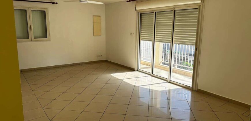 À louer – Appartement F3 au 1er et dernier étage d’un petit immeuble à Saint-André