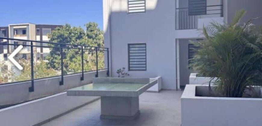 À louer un studio meublé de 20m2 avec varangue à Saint Denis