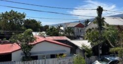 À louer un local professionnel neuf de 32 m²,  climatisé situé à Saint Pierre