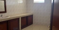 À louer un appartement T4 de 90 m2 en cours de rénovation situé à Saint Pierre