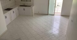 A louer un appartement de type T3 en duplex au centre ville du Port