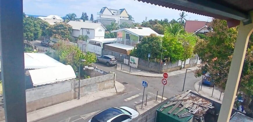 À louer un appartement F3 de 54m2 proche plage et commerces au coeur de Saint Paul