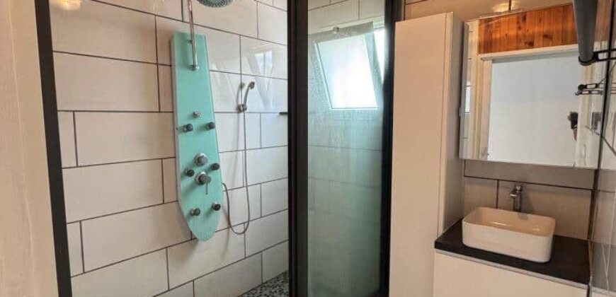 À louer une jolie villa de type F4 située à Piton Hyacinthe, à la Plaine des Cafres.