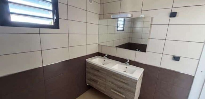 Location d’une grande villa de 115.41m2 avec terrasse à La Montagne