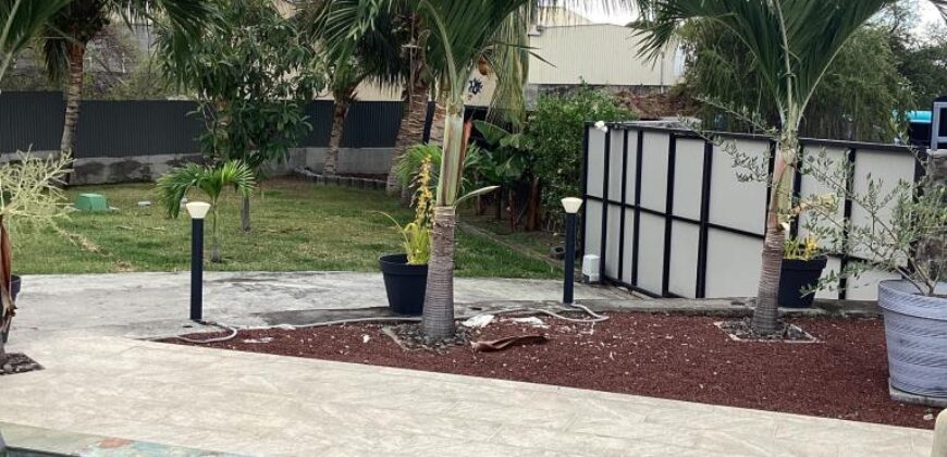 À louer une belle villa F6 de 170m2 avec piscine à La Possession