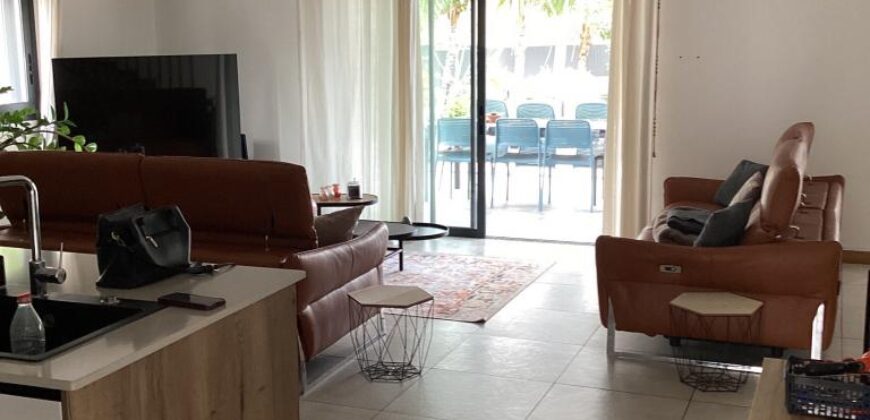 À louer une belle villa F6 de 170m2 avec piscine à La Possession