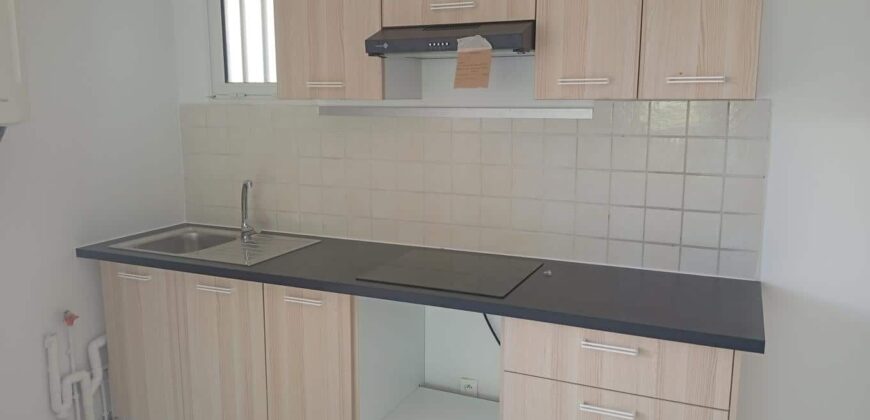 À louer un appartement T2 en duplex situé proche des plages à la Saline Les Bains