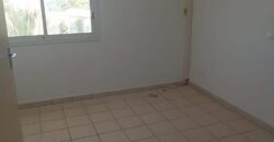 À louer un appartement T2 en duplex situé proche des plages à la Saline Les Bains