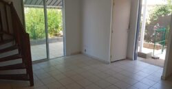 À louer un appartement T2 en duplex situé proche des plages à la Saline Les Bains