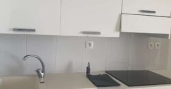 À vendre un appartement avec terrasse dans une résidence à Sainte Clotilde