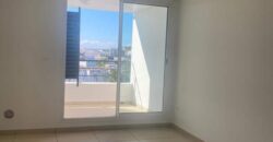 À vendre un appartement avec terrasse dans une résidence à Sainte Clotilde