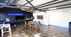 En vente une spacieuse villa T5 de 160 m2 située dans le charmant village de Grand-Coude