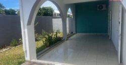 À louer une villa F4 mitoyenne de 94.63m2 située sur Étang Salé Les Bains