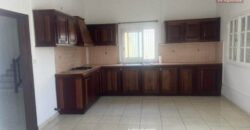 À louer une villa F4 mitoyenne de 94.63m2 située sur Étang Salé Les Bains