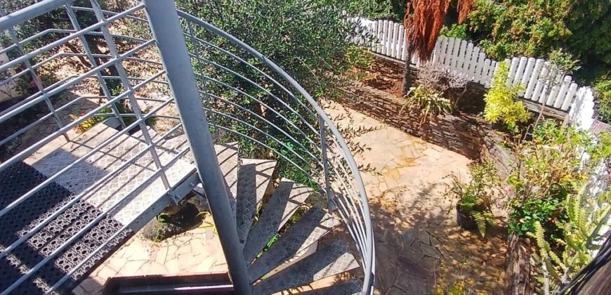 À vendre un ensemble de 2 appartements F3 avec vue mer et piscine à Saint-Paul