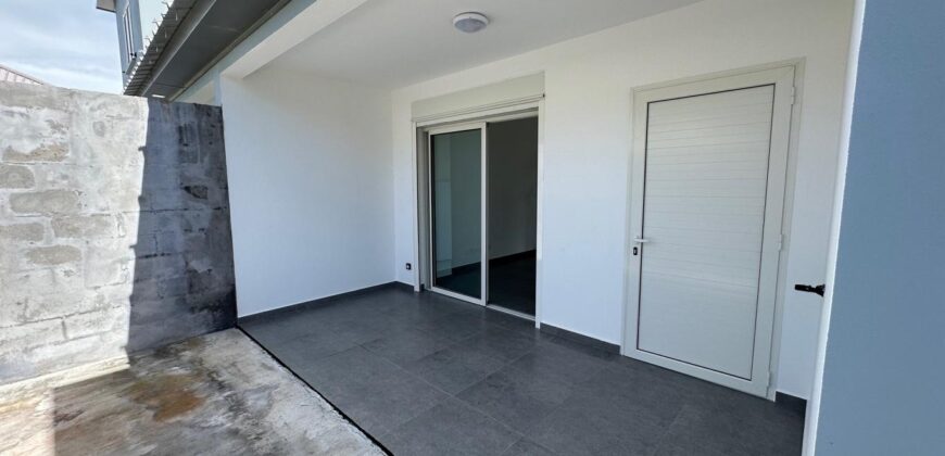 À louer – Jolie villa neuve jumelée T4 à deux pas du centre-ville de Bras-Panon