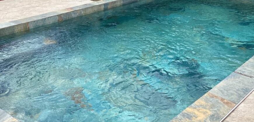 À louer une belle villa F6 de 170m2 avec piscine à La Possession