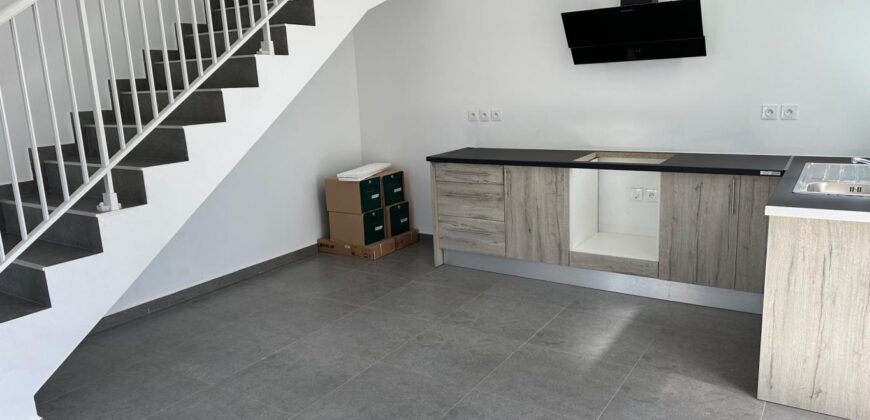 À louer – Jolie villa neuve jumelée T4 à deux pas du centre-ville de Bras-Panon