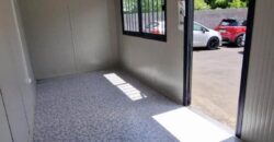 À louer local commercial type Algeco de 15 m² parfait pour une activité administrative à Sainte Marie