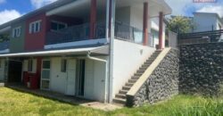 À louer charmante villa F3 mitoyenne avec vue sur l’océan située aux Avirons