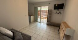 À louer deux studios meublés neufs situés au Tampon à proximité immédiate de l’université