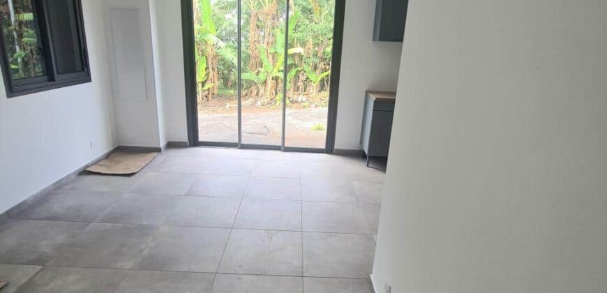 À louer une maison neuve de type F4 de 67 m2 située sur la commune Carron à Sainte Suzanne