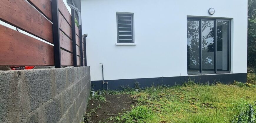 À louer une maison neuve avec jardin située sur la commune Carron à Sainte Suzanne