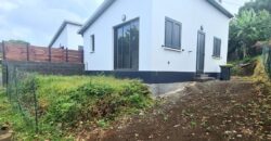 À louer une maison neuve avec jardin située sur la commune Carron à Sainte Suzanne