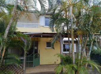 En vente villa F4 de 84,40 m² située dans la Résidence Le Pierrefond à la Ravine des Cabris