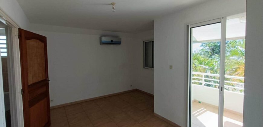 En vente villa F4 de 84,40 m² située dans la Résidence Le Pierrefond à la Ravine des Cabris