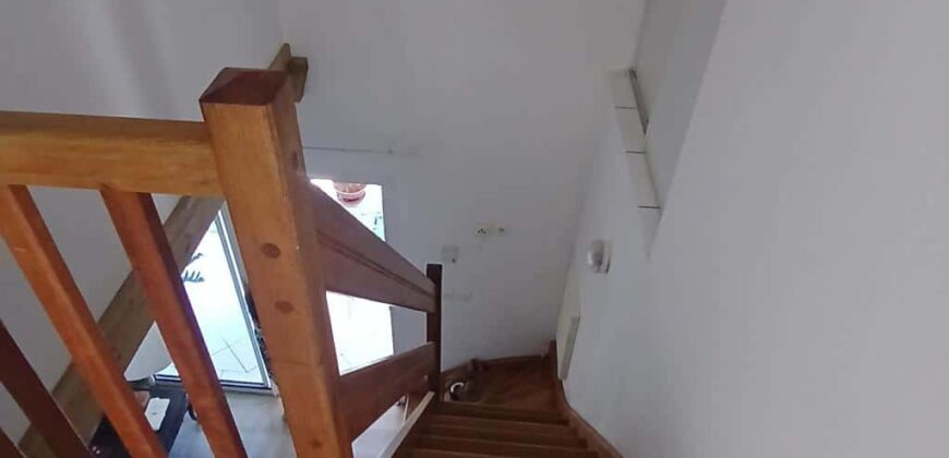 Location d’un agréable appartement F2 de 39.46m2 situé proche de la plage et du centre ville de La Saline Les Bains