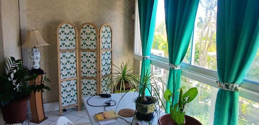 Location d’un agréable appartement F2 de 39.46m2 situé proche de la plage et du centre ville de La Saline Les Bains