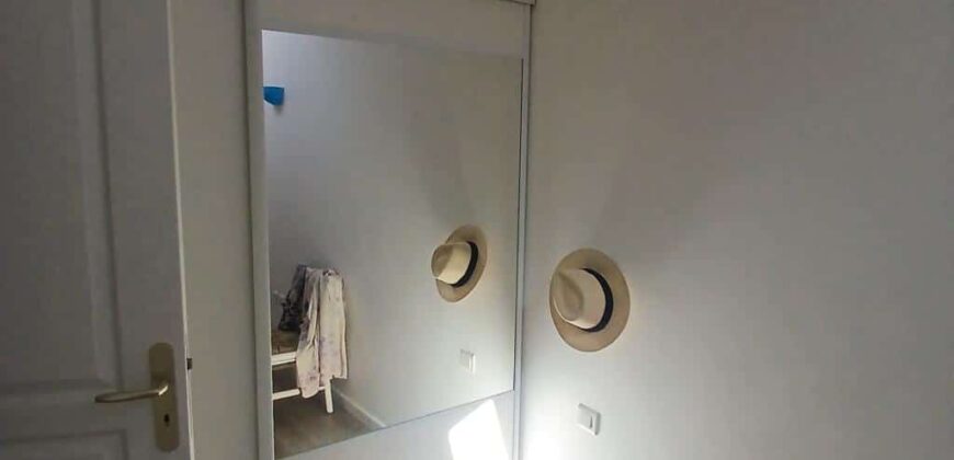 Location d’un agréable appartement F2 de 39.46m2 situé proche de la plage et du centre ville de La Saline Les Bains