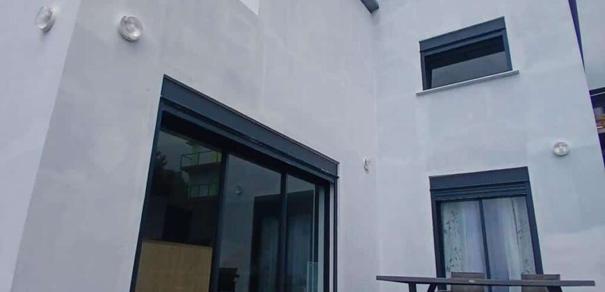 Location d’une maison neuve de 110m2 avec vue mer à Trois Bassins