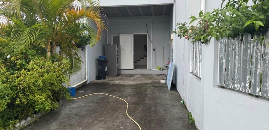 Location d’un appartement F4 rénové de 77m2 situé à Trois Mares au Tampon.