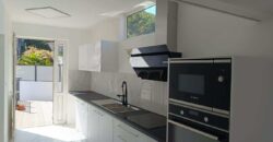 En vente une agréable villa F3/F4 entièrement rénovée à deux pas des sentiers de randonnée à l’Entre-Deux.