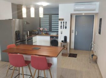 Location d’un appartement moderne et meublé de 72m2 proche du lagon à Saint Leu