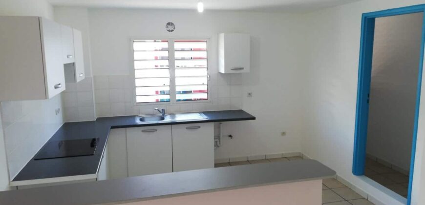 À louer un appartement T2 de 53, 61 m2 situé à Saint Joseph