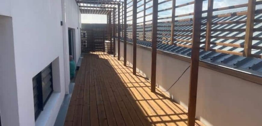 À louer un appartement T3 situé dans une résidence sécurisée à Saint Pierre