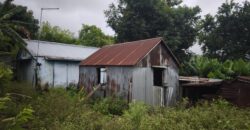 À vendre ce terrain situé dans un quartier résidentiel populaire, calme et authentique de Saint-Louis