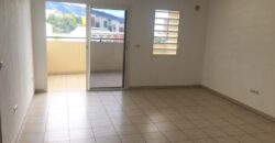 En vente un T2 situé dans la résidence Coquelicot 3 au 3 chemin Finette à Sainte-Clotilde
