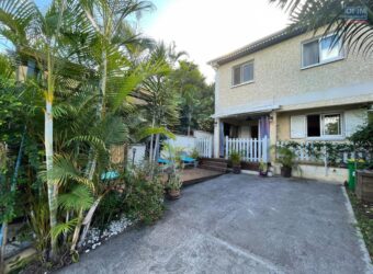 Location d’une charmante villa meublée de 88 m2 située à La Rivière Saint-Louis
