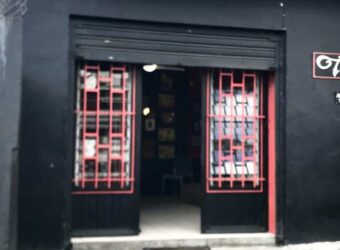 En location un local professionnel/commercial de 38 m² situé à Saint-Louis ville