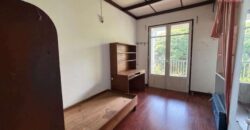 À vendre : une maison T5 à rénover située chemin Piton Trésor à La Montagne.