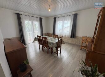 À louer un charmant appartement T4 non meublé de 88m2 situé au Tampon proche du centre-ville